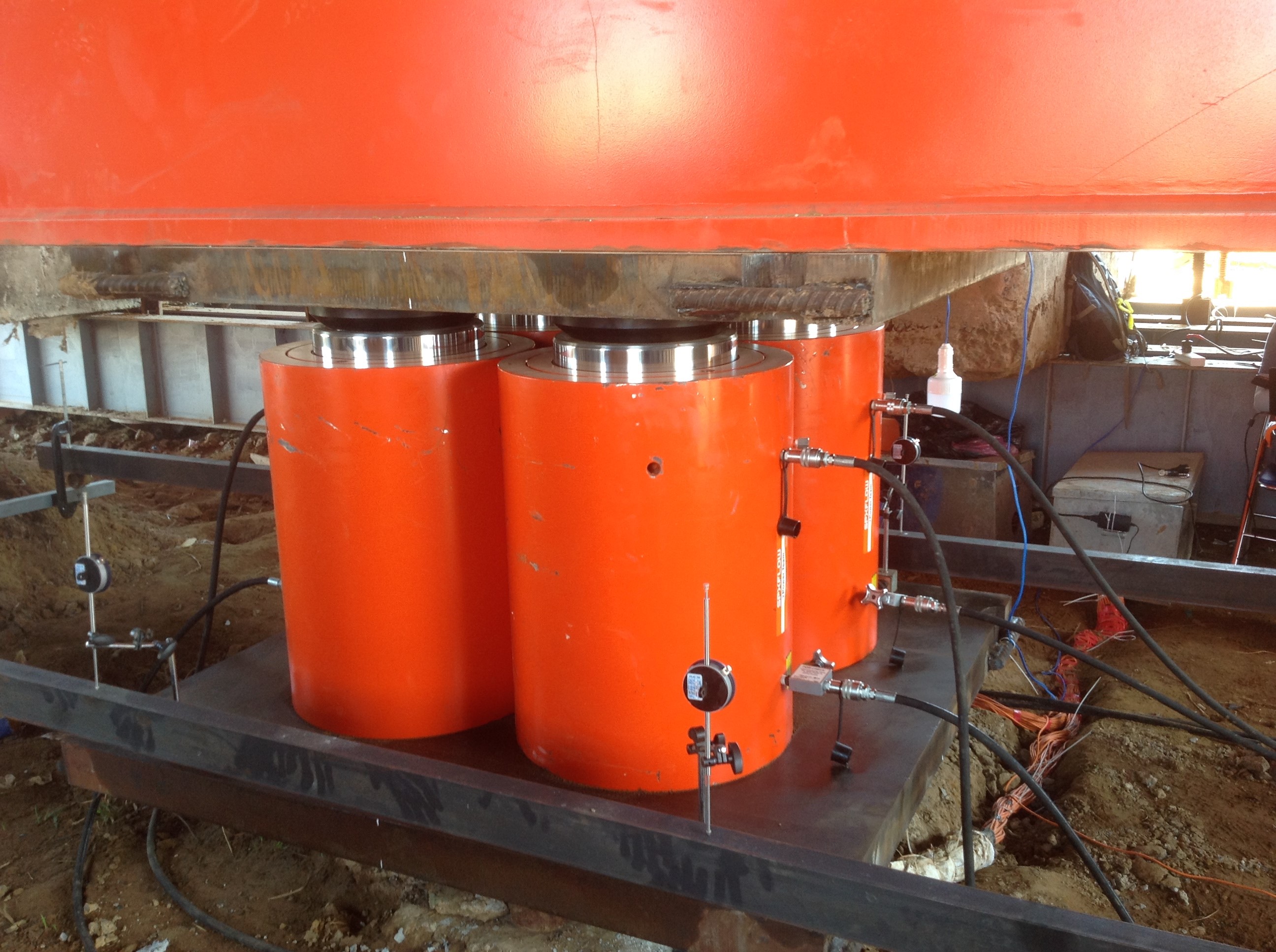 HỆ THỐNG THỬ TẢI LÊN ĐẾN 7000 TẤN DO ANTHAI CUNG CẤP